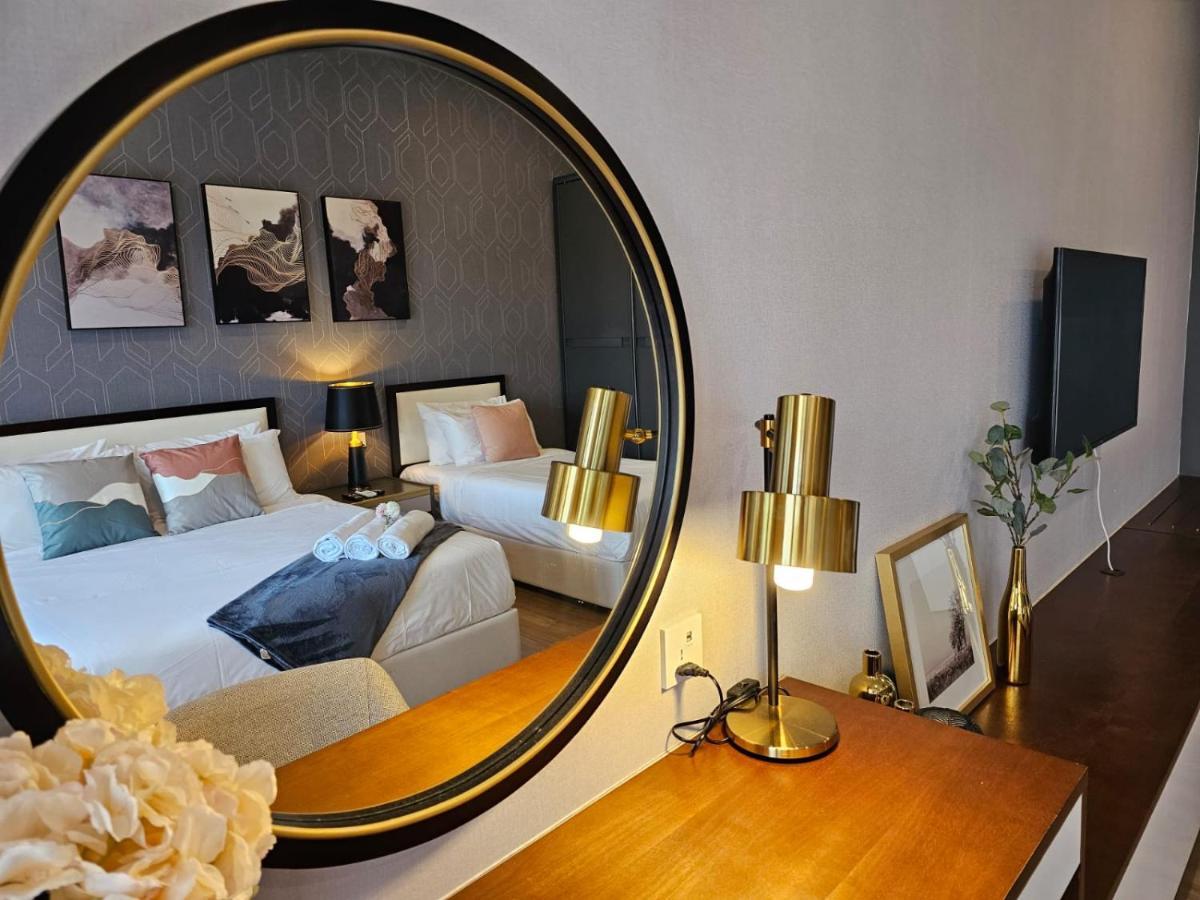 Luxurious Ceylonz Suite Near Bukit Bintang 4Pax Kuala Lumpur Exterior photo